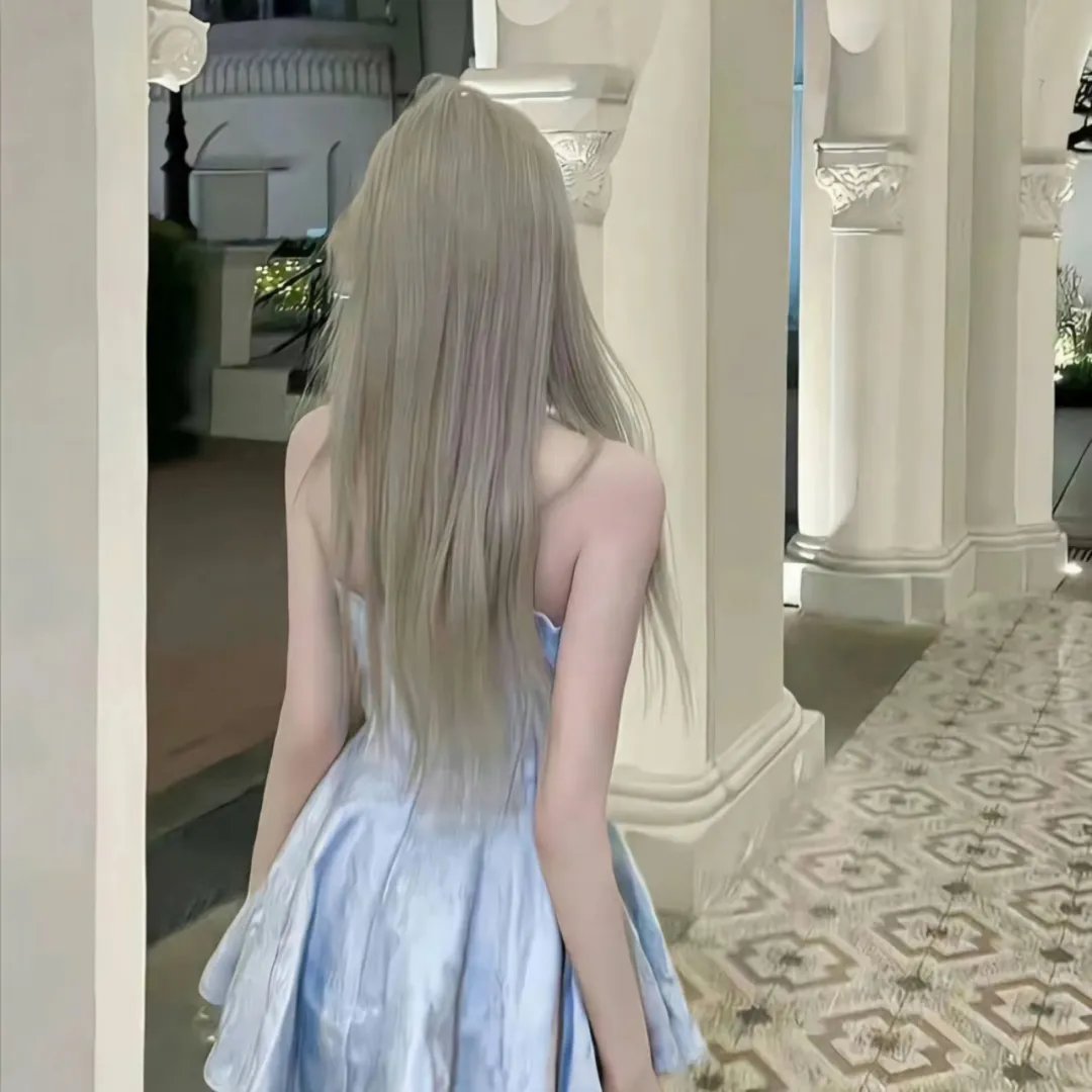 美女来了